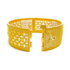 This exquisite 22k gold bangle, weighing 39.9 grams, features a bold and opulent square design that exudes elegance and sophistication. The yellow gold finish enhances its luxurious appeal, making it perfect for any special occasion. The bangle has a size of 2.8 and an opening diameter of 2.5 inches, offering both style and comfort. This piece is openable, designed with a screw and hinge for added convenience. Ideal for those who appreciate high-quality craftsmanship and timeless beauty, this bo 22k Gold Bangles, Bridal Jewelry Necklace, Precious Stones Rings, Diamond Pendant Sets, Modern Bracelets, Fancy Necklace, Fancy Rings, Mens Gold Rings, Traditional Earrings