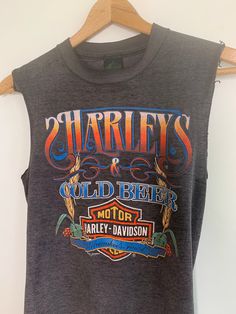 RARE Super trendy vintage Harley Davidson shirt tank Size small fit 1970s or 1980s Very vintage Harley shirt Authentic wear super cool ✨ Harley Davidson Shirts, Harley Shirt, Comfy Streetwear, Vintage Harley Davidson Shirt, Vintage Shirt Design, Trendy Tiktok, Harley Davidson Vintage, Harley Davidson Tank Tops, Harley Shirts