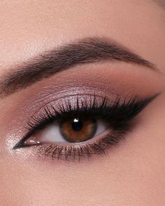 Pretty Elegant Makeup, Formal Evening Makeup Looks, Natural Make Up Looks For Brown Eyes, Makeup Ideas 2024, Natural Glam Eye Makeup, Simple Makeup Looks For Wedding, Make Up Ideas For Brown Eyes, Eye Makeup Ideas Natural, Pink Glam Makeup Looks