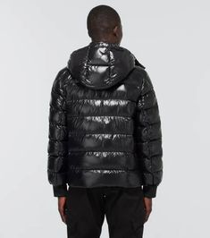 Padded with warm down filling, this Moncler jacket comes in black. With its polished finish, this jacket sports a quilted silhouette, a detachable hood, and is accented by the label's signature logo patch..Care instructions: machine wash at 30 degrees.Pockets: internal pockets, zipped pockets.Material: 100% polyamide.Designer color name: Black.Hood.Filling: 90% down, 10% feathers.Closure: two-way zipped front.Lining: fully lined, 100% polyamide.Elasticated cuffs.True to size.For a looser fit, we Black Hood, Moncler Jacket, Warm Down, Detachable Hood, Personal Shopping, Signature Logo, Down Jacket, Patch Logo, Men's Clothing