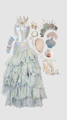 Pretty Halloween Costumes, Mermaid Outfit, Penteado Cabelo Curto, Mermaid Costume, Fairytale Dress, Halloween Inspo