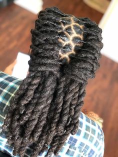 Dreadlocks Diy, Hairstyles Locs, Embrace Natural Hair, Colored Dreads, Barrel Twist, Long Locs, Natural Hair Men