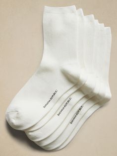 This luxurious sock blends together beautiful silk with breathable cotton to make everyday feel more indulgent.  Set of 3.  Hits above the ankle. Bf Basket, White Crew Socks, Socks Photography, Aesthetic Socks, Silly Clothes, Luxury Socks, Silk Socks, Crew Sock, Cute Socks