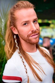 Viking Braids For Rugged Men To Release Your Inner Warrior ★ Braids Viking, Viking Haircut, Viking Hairstyles, Braids For Men, Medium To Long Hair, Single Braid, Wedding Braids, Twist Ponytail