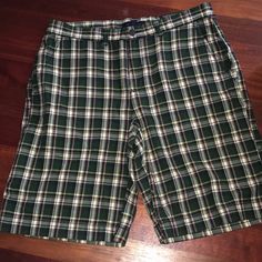 Brand New Tommy Hilfiger Plaid Shorts With Front And Back Pockets Tommy Hilfiger Shorts, Plaid Shorts, Green Yellow, Mens Shorts, Tommy Hilfiger, Plaid, Man Shop, Brand New, Yellow