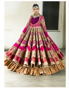 Bridal Dresses Pakistan, Raw Silk Fabric, Bridal Dress Fashion, Pakistani Bridal Dresses, Simple Pakistani Dresses, Pakistani Bridal Wear, Indian Designer Outfits, Pakistani Bridal