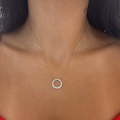 We know you'll absolutely love this necklace! It’s simple yet sophisticated design allows for everyday wear. Metal: 18k White Gold / 18k Yellow Gold / 18k Rose Gold Round Brilliant Cut Natural Diamonds: Approx. 0.88 ctw G Color and VS-SI Clarity Diamonds Length: 16 inches Closure: Lobster Clasp Pendant Measurements: approx. 15.5mm Looking for a different length? Please email us. Timeless Everyday Necklace With Prong Setting, Timeless Prong Setting Necklace For Everyday, Elegant Everyday Diamond Necklace With Prong Setting, Everyday Diamond Necklace With Prong Setting, Fine Jewelry Everyday Necklace With Prong Setting, Modern 14k Gold Necklace In Diamond White, Rose Gold Diamond Cut Necklace For Everyday, Everyday Rose Gold Diamond Cut Necklace, Modern Clavicle Chain Diamond Necklace For Anniversary