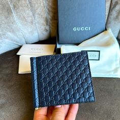 Beautiful Navy Leather Embossed Gucci Money Clip Wallet. Classic Gucci Bifold Wallet, Designer Blue Bifold Wallets, Designer Blue Wallet For Formal Occasions, Designer Blue Wallets For Formal Occasion, Luxury Blue Wallet For Formal Occasions, Designer Bifold Wallets For Formal Occasions, Gucci Bifold Wallet With Original Box, Classic Gucci Rectangular Wallet, Gucci Bifold Wallet For Formal Occasions