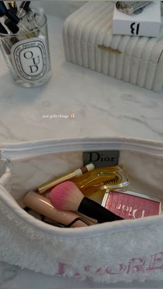 Bag Captions Instagram, Skincare Story Ideas, Skincare Captions, Luxury Lifestyle Women, Good Instagram Captions, Instagram My Story, Mood Instagram, Instagram Photo Ideas Posts, Pink Girly Things