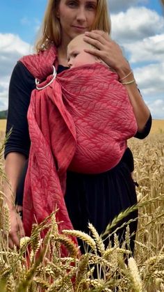 Trias Amaranth Tri Blend Ring Sling by Didymos Details:Color: RubyFabric weight: 250 GSM (medium weight)Material: 74 % Organic Cotton, 13 % Hemp 13 % LinenWeave: Trias (double weave) The shoulder is gathered.SizingSize 1: 170 -180 cm 67 - 71 inchesThe sling tail has a tapered end and the length is measured along the shorter edge. How do you wash your ring sling? Washing instructions Double Weave, Ring Sling, Amaranth, Washing Instructions, Medium Weight, Organic Cotton, Ring, Color