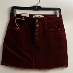 Nwt Burgundy Corduroy Skirt. Junior Size 3, Similar To Women’s Size 2-4. Casual Burgundy Mini Skirt, Casual Burgundy Skirt For Fall, 70s Skirts, Yellow Denim Skirt, Thrift Inspiration, 80s Inspired Outfits, 70s Skirt, Yellow Mini Skirt, Thrift Inspo