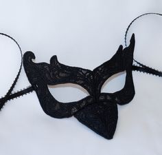 This is the lastest collection to my shop from all the different designs that I have, in large variety in colors and shapes. This mask is perfect for Halloween costumes, comicon and all the fun occasions. This mask like all my all my masks in the shop is very comfortable to wear for the long hours of the occasions. I made this solid black but if you wish this mask in a different color I can definitely change it, that's no problem I'm available anytime so please contact me. I also have one that h Peacock Masquerade, Raven Halloween Costume, Lace Masquerade Mask, Masquerade Mask Black, Masquerade Mask Women, Raven Halloween, Masquerade Ball Masks, Lace Masquerade Masks, Bat Costume