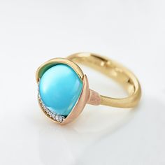 Luxury Turquoise Diamond Ring, Elegant Turquoise Diamond Ring, Turquoise Diamond Rings Fine Jewelry, Elegant Turquoise Ring With Diamond Accents, Fine Jewelry Turquoise Ring With Diamond Accents, Elegant Yellow Gold Turquoise Ring For Formal Occasions, Elegant Turquoise Cabochon Ring, Elegant Turquoise Cabochon Diamond Ring, Elegant Turquoise Ring With Polished Finish