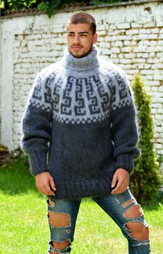 Icelandic Style, Icelandic Wool Sweaters, Pull Mohair, Turtleneck Jumper, Hot Sweater, Turtleneck Style, Sweater Turtleneck, Turtle Neck Jumper, Fashion Project