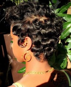 Short Cut Curly Hair, Black Curly Short Hair, Finger Waves Short Hair, Natural Hair Short Cuts, Cut Life, Short Hair Pixie Cuts, Finger Waves, Short Sassy Hair, Curly Pixie