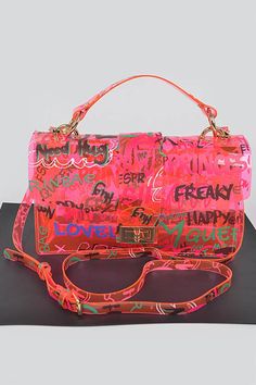 Pink Graffiti, Bag Obsession, Art Bag, Luxury Purses, Hanging Bag, Pocket Book, Cute Bags, Bags Designer Fashion, Handle Bag