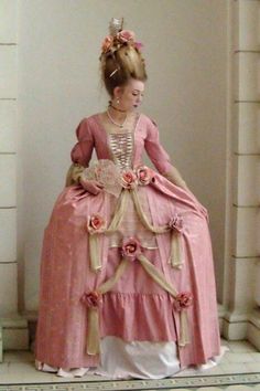 Theatre Dress, Marie Antoinette Dresses, 18th Century Dresses, Southern Belle Dress, Romantic Dresses, Pink Costume, Royal Clothing, Food And Culture