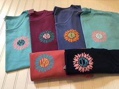 Short sleeve or tank unisex comfort color with left check daisy monogram.. how cute?! And perfect for those hot summer days when you just want to stay cool! In the notes to seller please leave: 1. Monogram in the order you would like it to appear. 2. (2) vinyl colors 3. Shirt color If you do not wish to choose vinyl colors we would be more than happy to choose for you! :) all of the example photos are ones we chose the colors for our customers! Solid Color T-shirt With Letter Print For Summer, Casual Summer T-shirt With Letter Embroidery, Casual Monogram Print T-shirt For Summer, Spring Cotton Monogram T-shirt, Summer Monogram, Monogrammed Short Sleeve Cotton T-shirt, Vinyl Monogram, Comfort Colors Tshirt, Monogram Shirts