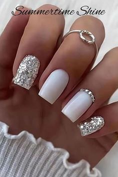 Fall Nails Wedding, Rhinestones Designs, New Years Nail Designs, Nails For Women, New Year's Nails, Stick On Nails, Bridal Nails, Fancy Nails