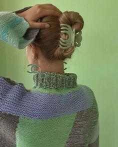 50 Stylish Claw Clip Hairstyles You Will Love Jane Birkin, Mode Inspo, Mode Vintage, Green Aesthetic, Mode Inspiration, Looks Vintage, Hair Inspo