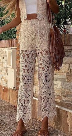 Beige Bottoms With Crochet Trim For Spring, Beige Crochet Trim Bottoms For Spring, Crochet Pants Casual, Crochet Lace Pants, Spring Beige Bottoms With Crochet Trim, Beige Crochet Trim Bottoms For Beach, Bohemian Cream Bottoms For Beach, Zara Straight Pants For Beach, Bohemian Beige Straight Pants