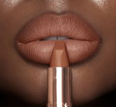 Charlotte Tilbury The Super Nudes Matte Revolution - Catwalking | Editorialist Revolution Lipstick, Charlotte Tilbury Matte Revolution, Lipstick For Dark Skin, Peach Lipstick, Night Beauty, Face Palette, Nude Lipstick, Nude Lip, Dark Skin Makeup