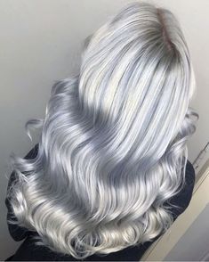 Metallic Hair Color, Silver Hairstyles, Anti Gray Hair, Black And Grey Hair, Grey Hair Wig, Remy Wigs, Colour Trend