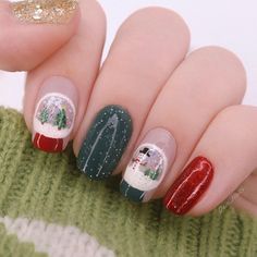 Snow Globe Nails Nailart, Snowglobe Nail Art, Snow Globe Nail Art, Snowglobe Nails, Nativity Nails, Snowmen Nails, Globe Nails, Christmas Lights Nails, Christmas Light Nails