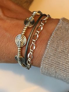 A personal favorite from my Etsy shop https://www.etsy.com/listing/501798561/boho-bracelet-silver-spiral-tibetan Tribe Design, Stylish Bracelet, Boho Bracelet, Bead Leather, Gorgeous Bracelet, Pretty Gift, Bracelet Silver, Boho Bracelets, Diy Bracelets