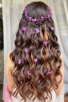 Easy Party Hairstyles, Cute Bun Hairstyles, Hair Style On Saree, Engagement Hairstyles, Bridal Hair Buns, Romantic Hairstyles, Open Hairstyles, Long Hair Wedding Styles, Front Hair Styles