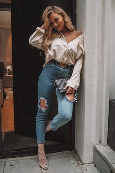 Casual Bar Outfits, Casual Night Out Outfit, Drinks Outfits, Bar Outfits, Casual Party Outfit, Girls Night Out Outfits, Mom Jeans Outfit, Dressy Casual Outfits