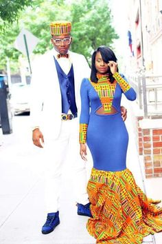 Your prom night is approaching. Finally, you’re ready for this special night after all those years. You even got yourself a partner to shoot some cute pictures with! Themed Prom Dresses, Dress Stole, African American Couples, Ghana Fashion, Wedding Outfits For Women, Prom Suit, Printed Prom Dresses