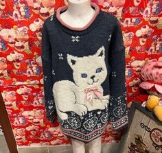 Vintage 1980's Heartworks kitty cat sweater for kids 10. This is in wonderful condition, it's a long oversized one that we wore back in the day with leggings more like a dress. Her eyes are gems! Fantastic condition.  Measured flat -- please check the measurements for size. Chest: 17 in. Length: 23 in. Pull Vintage, 80s Sweater, Cat Sweater, Girls Jumpers, Pullover Outfit, Girls Sweaters, Kitty Cat, Back In The Day, We Wear