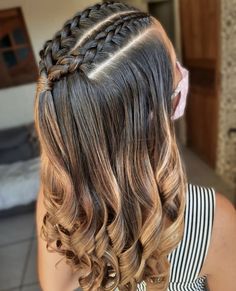 Sanggul Modern, Membentuk Alis, Dance Hair, Beachy Hair, Back To School Hairstyles, Penteado Cabelo Curto, Hairdo For Long Hair, Hair Stylist Life