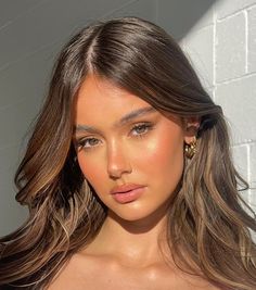 Ella Cervetto, Rihanna Makeup, Soft Natural Makeup, Brown Hair Looks, Formal Makeup, Easy Makeup Tutorial, Creative Makeup Looks, Makeup Pictures, Glam Makeup