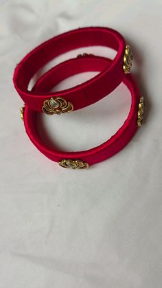 Silk Bangles Handmade, Diy Hair Accessories Beads, Kundan Design, Bottle Doll, Bangle Collection, Bangle Diy, Handmade Rakhi Designs