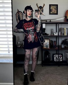 Gothic Fashion Casual, Rocker Outfit, Look Festival, Arte Punk, Alt Outfits, Casual College Outfits, Punk Outfits, Alt Fashion, Causual Outfits