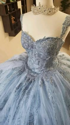 Wedding Dresses Royal Blue, Wedding Dresses Royal, Blue Lace Wedding Dress, Blue Wedding Dress Royal, White Quince, Blue Wedding Gowns, Quinceanera Themes Dresses, Gowns Aesthetic, Gold Quince