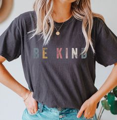 Comfort Colors Be Kind Shirt Love One Another Christian - Etsy Casual Letter Print Tops As Gift, Trendy Slogan Tops For Gifts, Trendy Text Print Top As Gift, Relaxed Fit Slogan Top As Gift, Alpha Phi Omega, Fleece Women, Bible Shirts, Sorority Shirt, Wedding Party Shirts