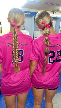 soccer game hair styles, bubble braids & double braids!! Sports Hairstyles Soccer Easy, Bubble Braid Hair Ideas, Bubble Braid Sports Hairstyles, Hair Styles Bubble, Cute Hairstyles For Soccer, Soccer Game Hairstyles, Bubbles Hairstyle, Bubble Braid Curly Hair, Soccer Hair Styles