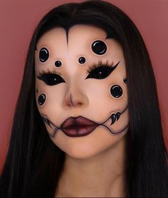 Black Sclera, Abby Roberts, Halloween Beauty, Alt Makeup, Circle Lenses, Halloween Inspo, Halloween Make Up, Cosplay Halloween, Beauty Guru