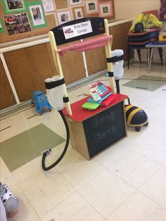 a child's play table in the middle of a classroom