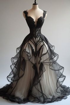 Black Swan Wedding Dress, Spider Web Wedding Dress, Elegant Wedding Dress Black, Gothic Wedding Dress White, Black Wedding Dress Elegant, White Gothic Wedding Dress, Emo Wedding Dresses, Prom Dresses A Line, Black Wedding Gowns