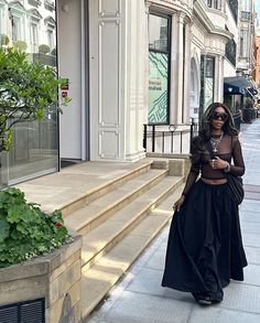 IG: @yewande_biala Cool Girl Outfits, Funky Fashion, Just Girl Things, Lookbook Outfits, Street Style Outfit, Fashion Killa, Casual Fits, Alternative Fashion