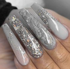 Capsulated Nails, January Nail Ideas, Nail Art Designs 2023, Bedazzled Nails, January Nail, Summer Nails Ideas, Prom Nails Silver, Stilleto Nails Designs, Glitter Tip Nails