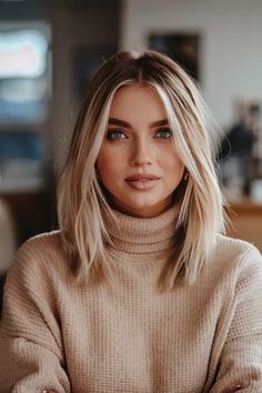 Trending Hairstyles for 2025: Chic and Modern Ideas for All 2025hair Trends For Women, 2025 Medium Hairstyles, Hair 2025 Trends Women, 2025 Hair Trends, Hair 2025, Shoulder Length Blonde, Modern Ideas, Trending Hairstyles, Hairstyles For Round Faces