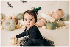 Halloween Themed First Birthday — Rhea Ashlynn Photography Halloween Photoshoot Setup Ideas, Pumpkin Studio Photoshoot, Halloween Mini Photoshoot, Indoor Mini Session Ideas, Autumn Studio Photoshoot, Set Halloween Fotografia, Halloween Photoshoot Backdrop, Pumpkin Mini Session, Halloween Photoshoot Kids