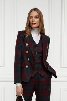 Knightsbridge Blazer (Mulberry Tartan) Women Tailored Suit, Intimidating Outfits, Cute Office Outfits, Tartan Fashion, Holland Cooper, Corporate Women, Scottish Fashion, Rock Outfits, Woman Suit Fashion