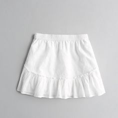 New With Tags Skirt From Hollister. Eyelet Pattern. High Rise. Size Medium. Open To Offers And Bundles! Short White Ruffled Skirt, Solid Color Summer Mini Skirt, White Ruffled Mini Skirt, White Eyelet Skirt, Hollister Skirt, Shein Fits, Y2k Mini Skirt, Eyelet Skirt, Lace Pencil Skirt