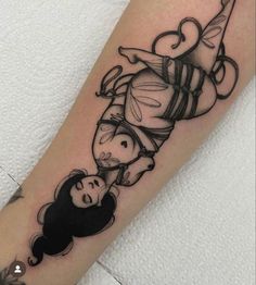 Unique Butterfly Tattoos, Tarot Tattoo, Tattoo Apprenticeship, Bug Tattoo, Clever Tattoos, Doodle Tattoo, Original Tattoos, Leg Tattoos Women, Baby Tattoos